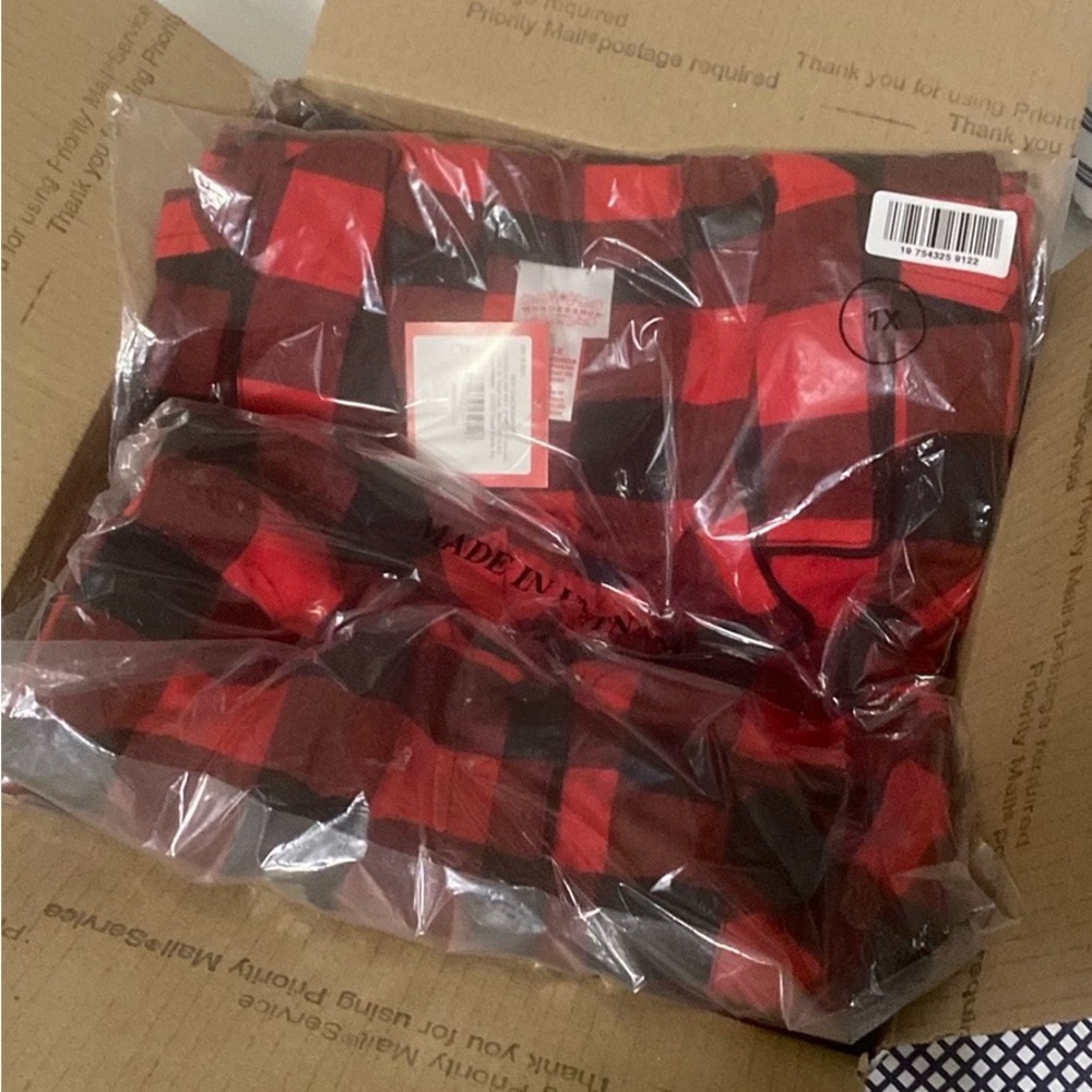 Wondershop Women’s 2 piece Buffalo check Flannel set available XXL NWT - Picture 4 of 8